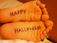 ChiliMoms presents: Halloween feet soles & toe rings