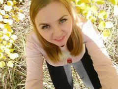 ChiliMoms presents: Outdoor blowjob cum in mouth