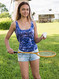 ChiliMoms presents: This hot busty babe shows every inch of her perfect body in the park with a great smile